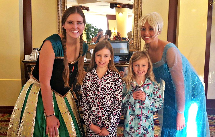 Elsa and Anna at the Four Seasons Westlake Village Character Breakfast