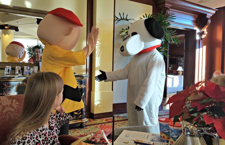 Snoopy and Charlie Brown at the Four Seasons Westlake Village Character Breakfast