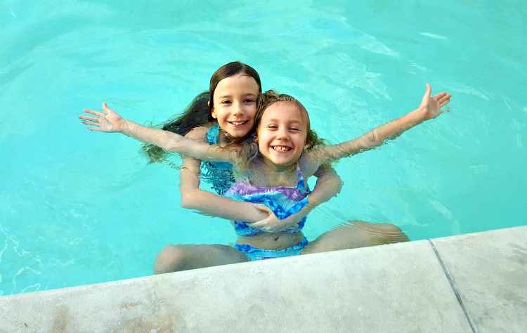 Zoë and Kaylee in the pool at the Four Seasons Westlake Village