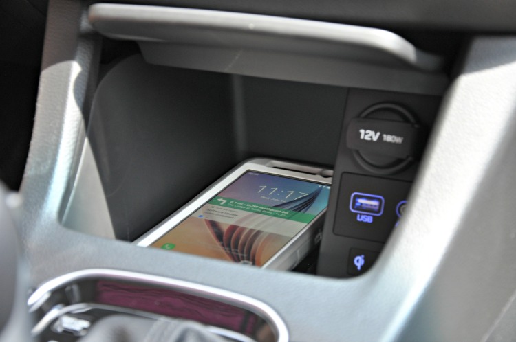 Wireless charger in the Hyundai Elantra GT