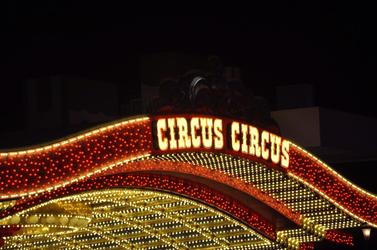 Circus Circus entrance sign