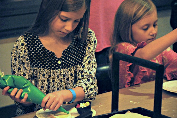 Cookie decorating at the Four Seasons Westlake Village Let It Snow Event