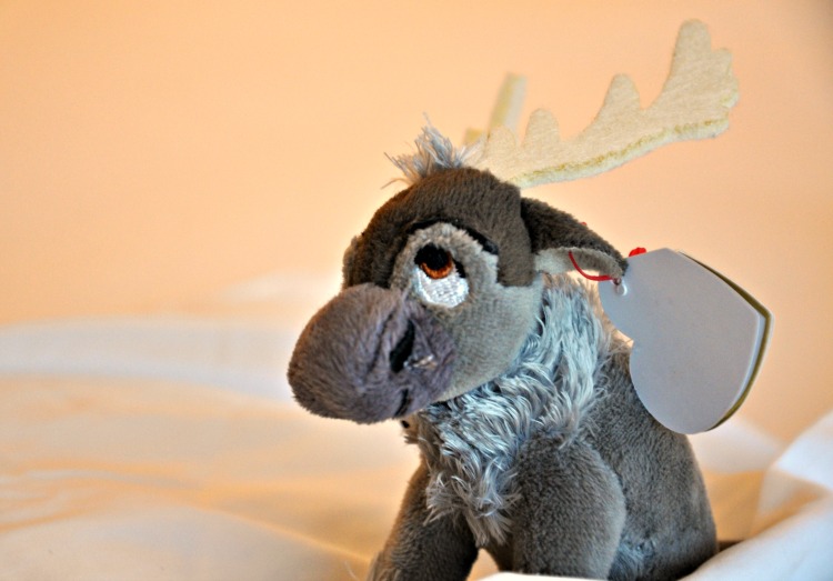 sven doll and sleigh