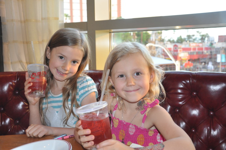 The girls with their drinks at Buddy Vs Ristorante