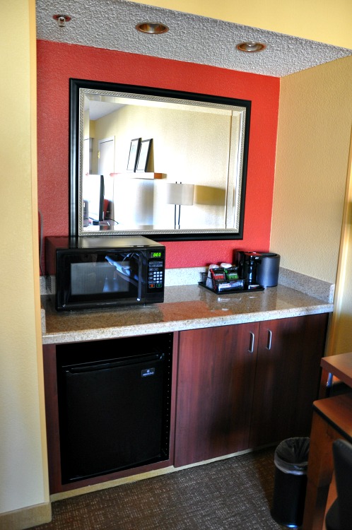 Fridge microwave area at the Courtyard Marriott Buena Park