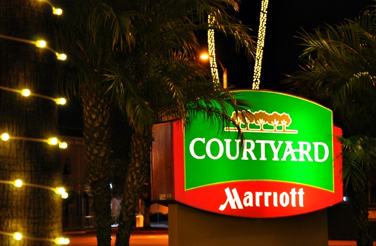 Marriott Courtyard Buena Park sign