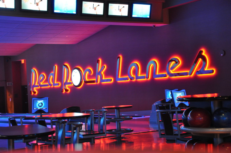 Red Rock Lanes Sign