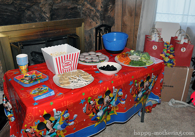 Snack table at Kaylee's 4th birthday party