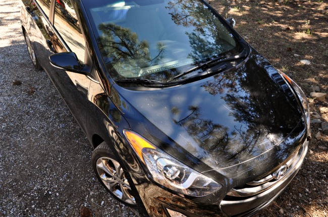 Overhead view of black Hyundai Elantra GT