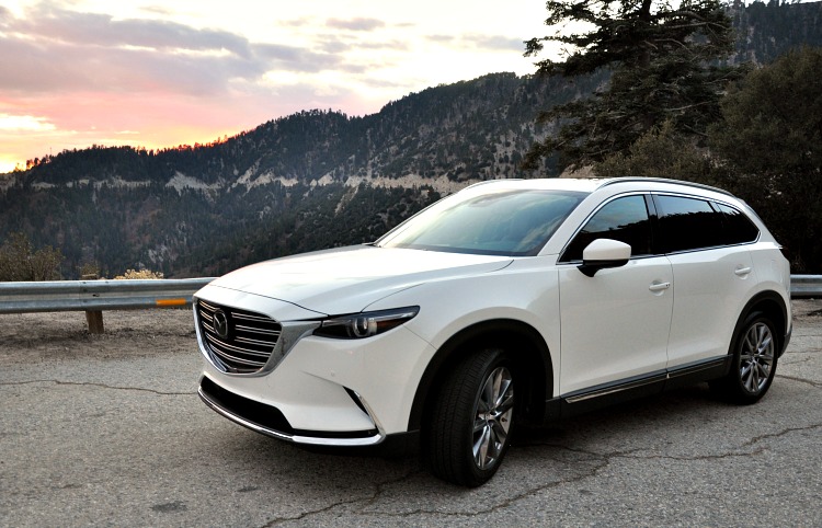 Mazda CX-9 Front angle on mountain roads